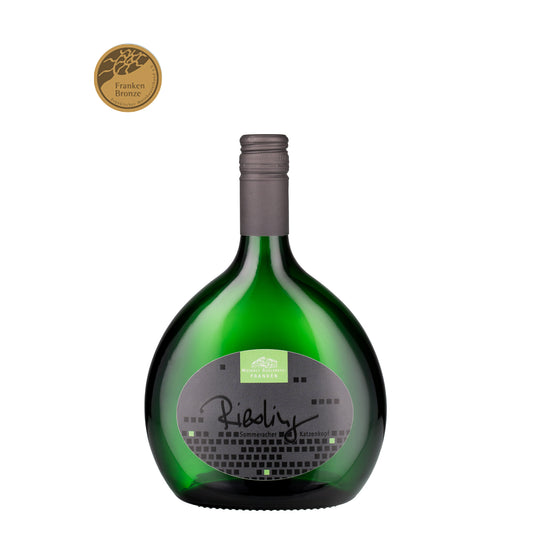 Riesling. feinherb. QbA.
